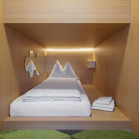 The Lab Capsule Hôtel capsule *