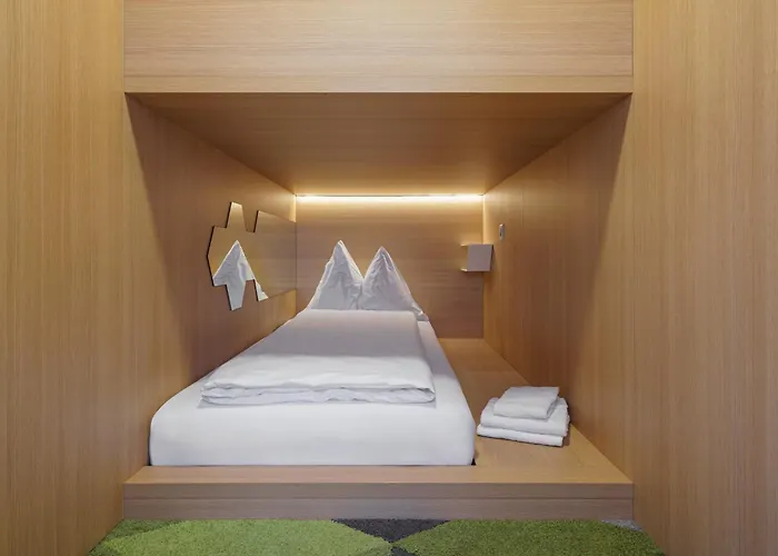 The Lab Capsule Capsulehotel 2*
